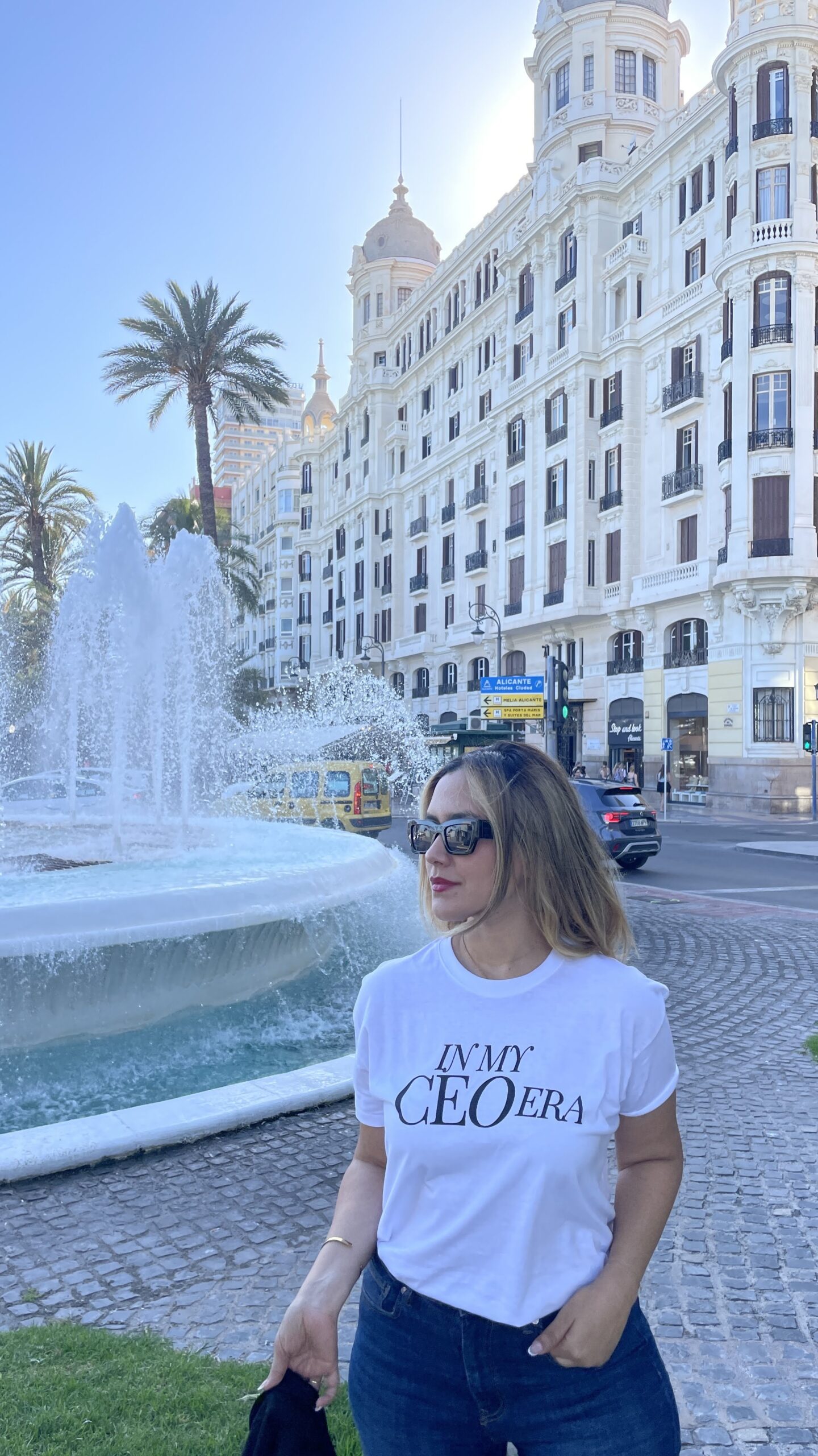 Stefany Rolong CEO